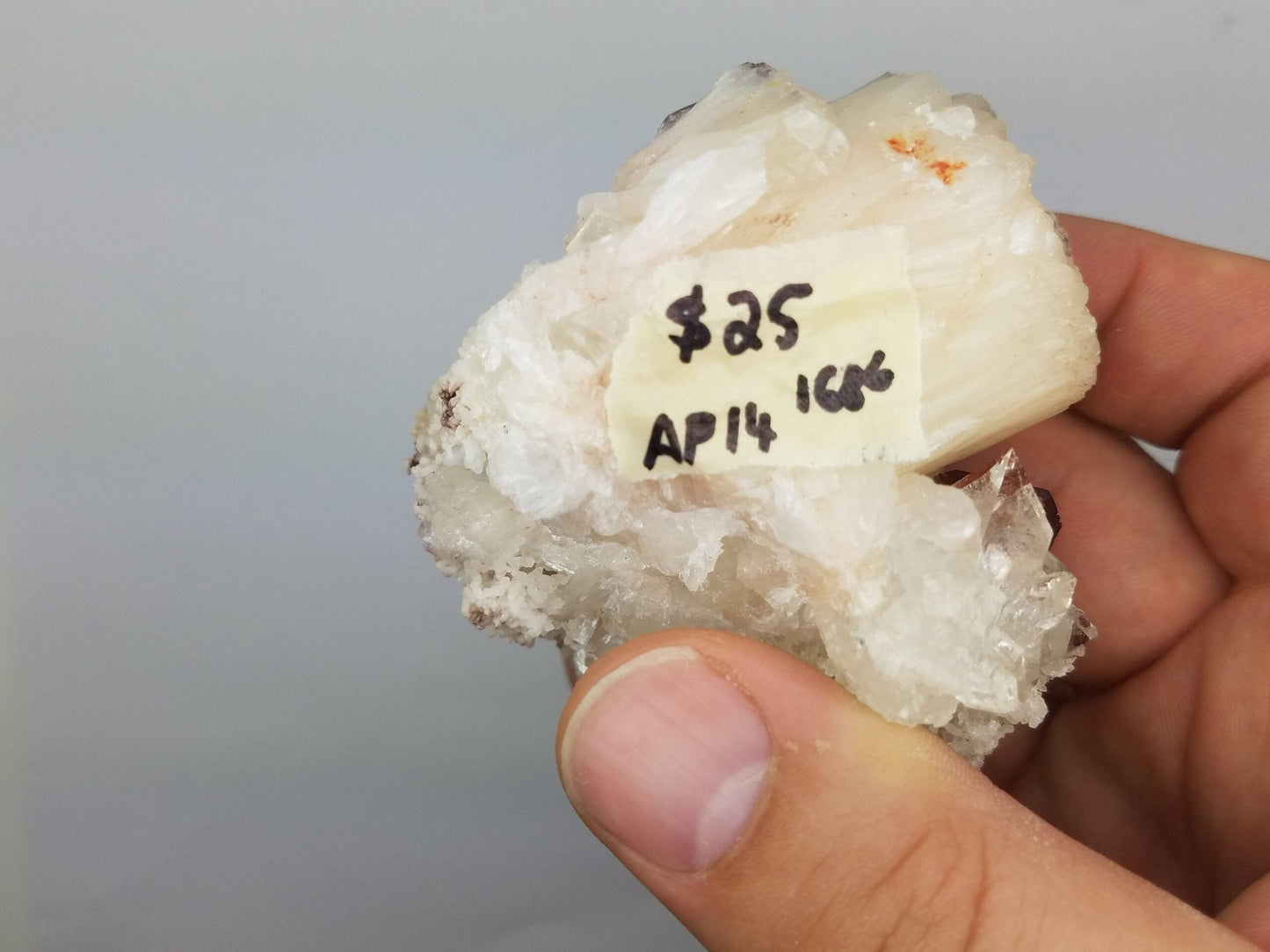 Select Apophyllite Stilbite Cluster – Ap14