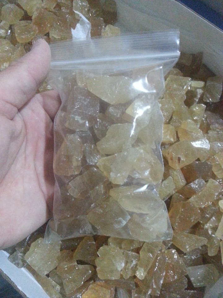 Caramel-colored citrine calcite chunks