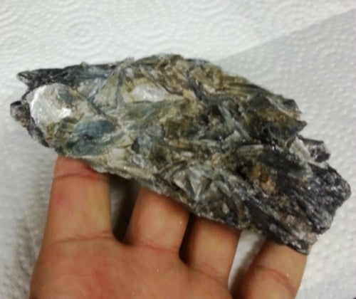 Blue Kyanite Clusters Large – 5 LB Box