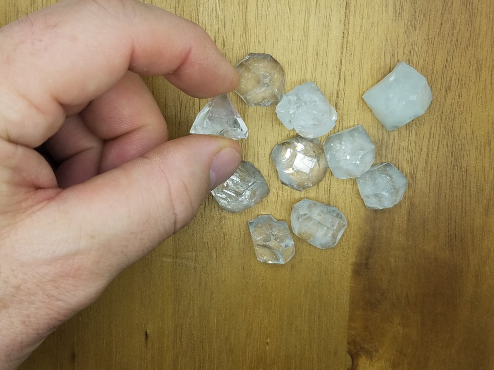 Apophyllite Pyramids 10pc