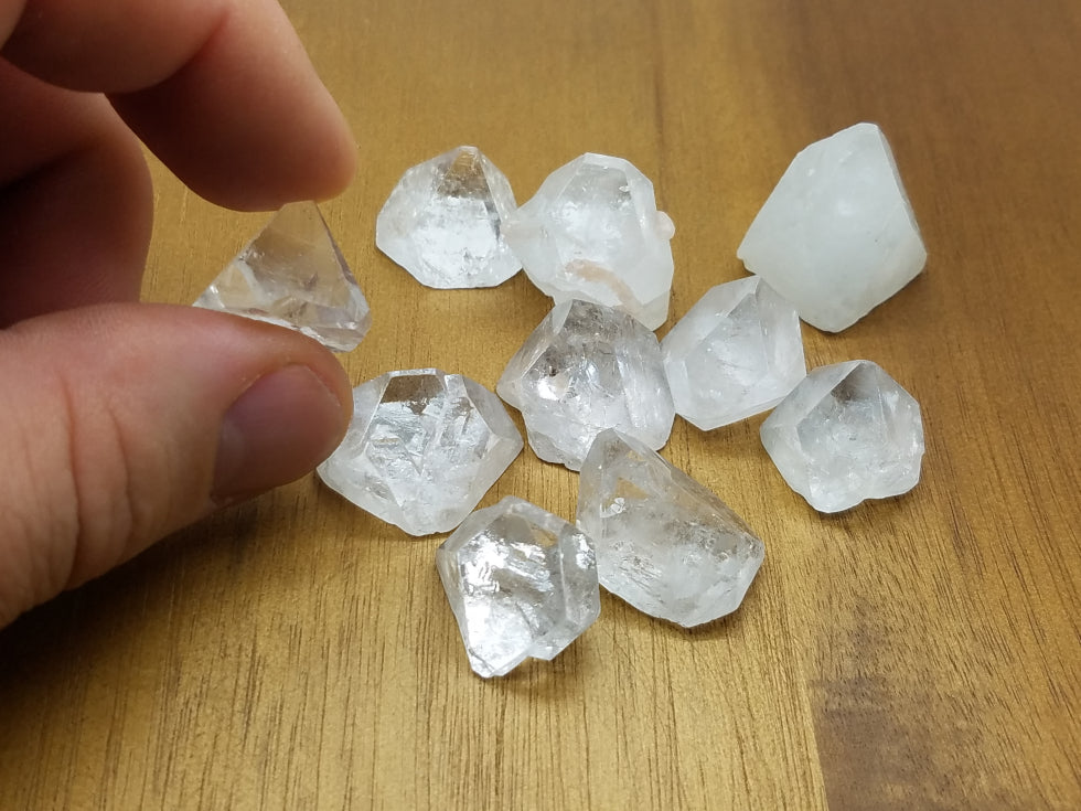 Apophyllite Pyramids 10pc