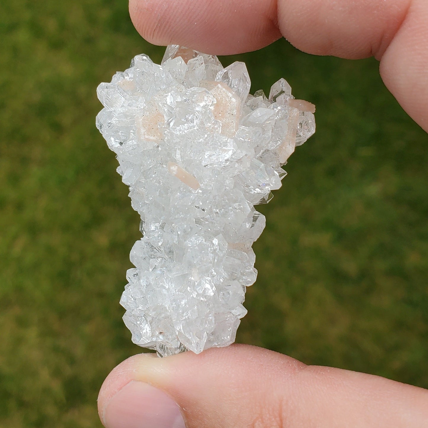 Awesome Apophyllite Small Cluster Apo4-4