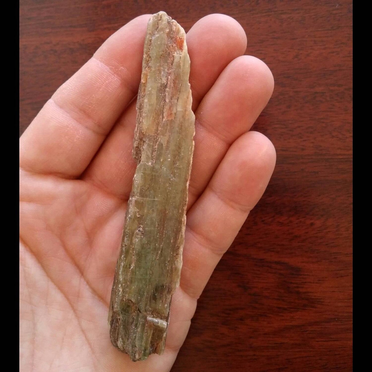 Green Kyanite Gemstone Specimen – Africa 46gr