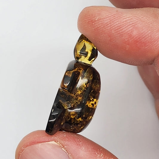 Sea Turtle Amber Carving #6