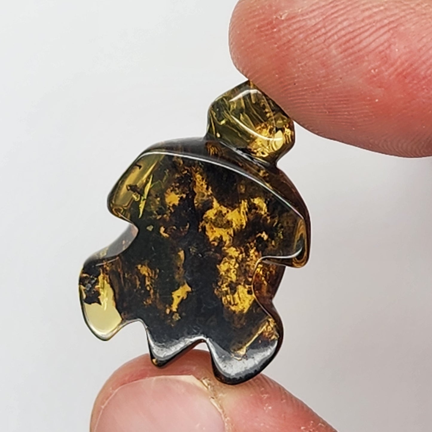 Sea Turtle Amber Carving #6