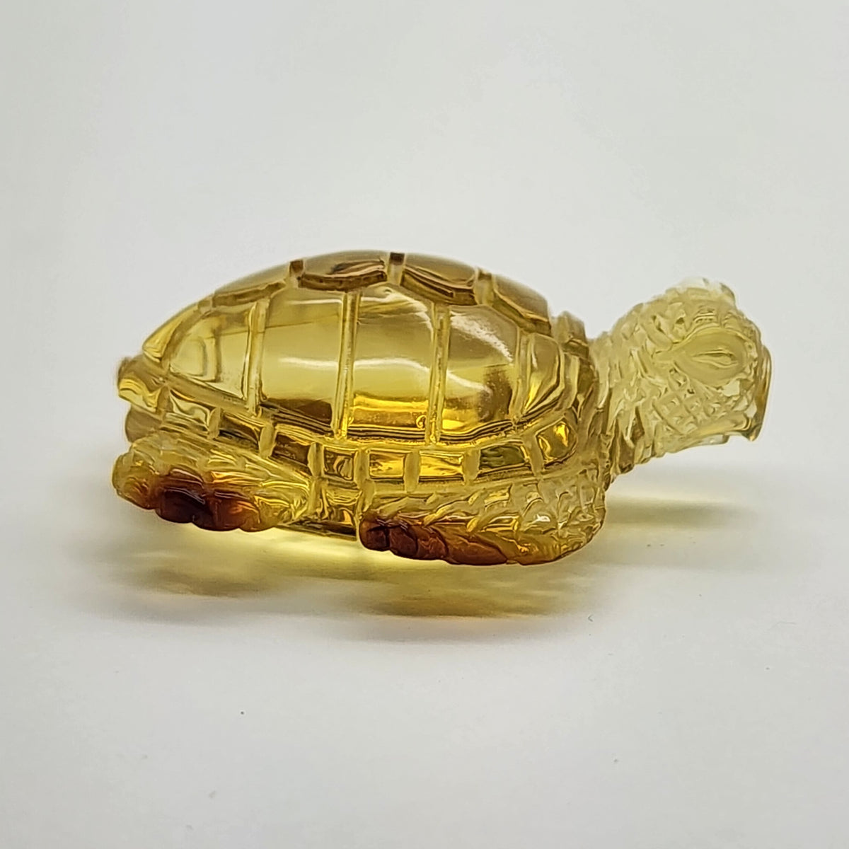 Sea Turtle Amber Carving #2