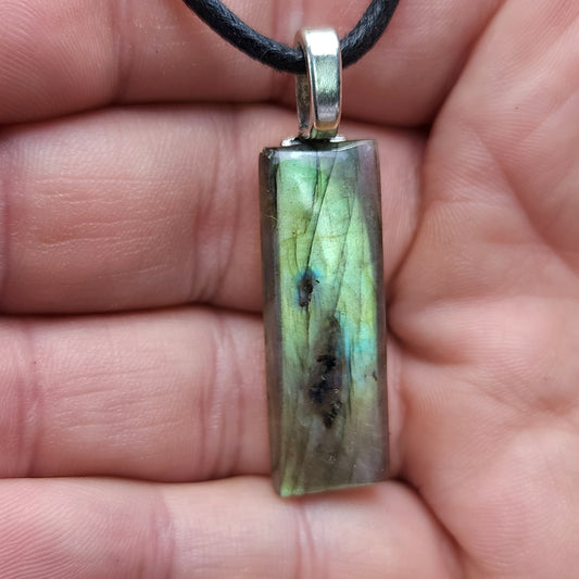 Labradorite Gemstone Pendant