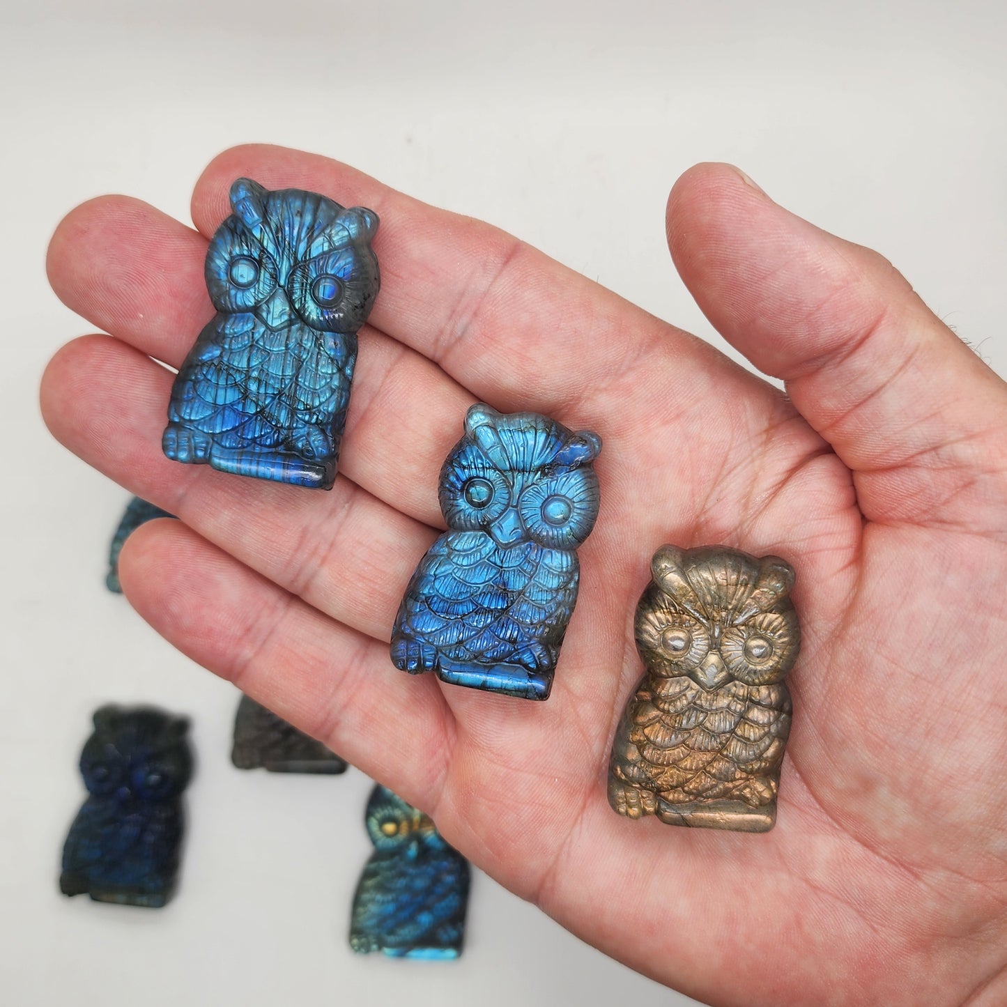 Labradorite Owl Carving Cabochon